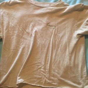 brandy melville honey top has a hole of stomach